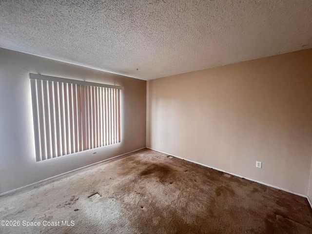 891 Clifton Road SE, Palm Bay, FL 32909