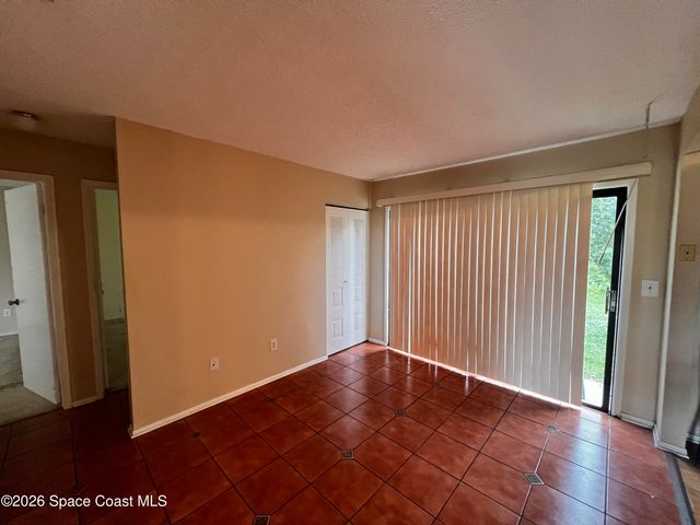 891 Clifton Road SE, Palm Bay, FL 32909