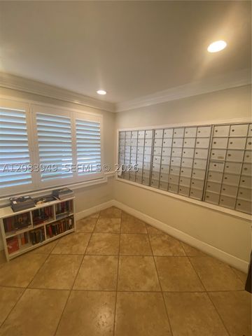 2900 NE 30th St F2, Fort Lauderdale, FL 33306