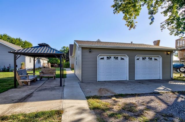509 E Chestnut Street, Hubbard, IA 50122