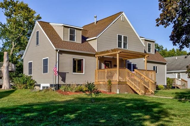 509 E Chestnut Street, Hubbard, IA 50122