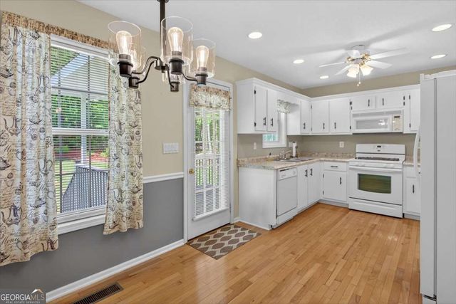 402 Deer Run, Jasper, GA 30143