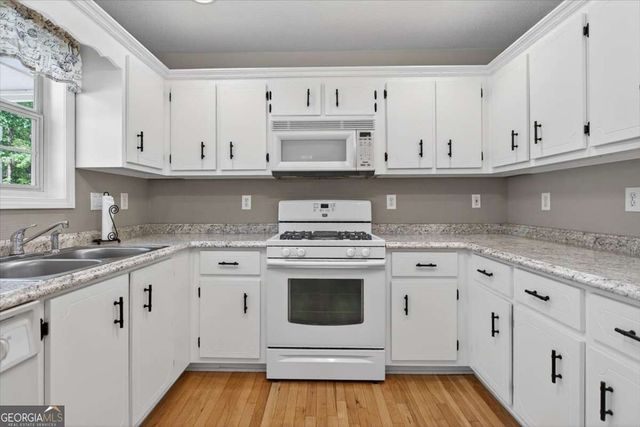 402 Deer Run, Jasper, GA 30143