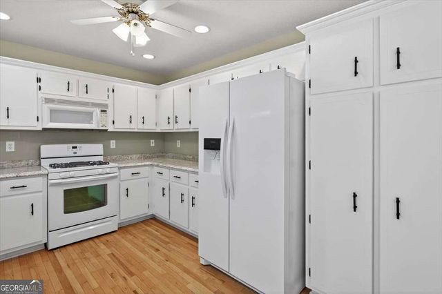 402 Deer Run, Jasper, GA 30143