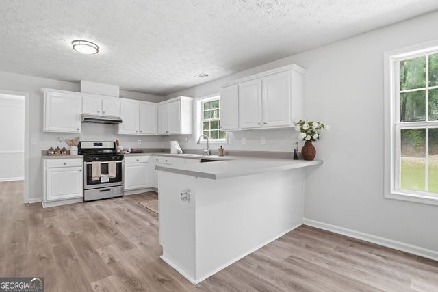 5740 Grove Place Crossing, Lilburn, GA 30047
