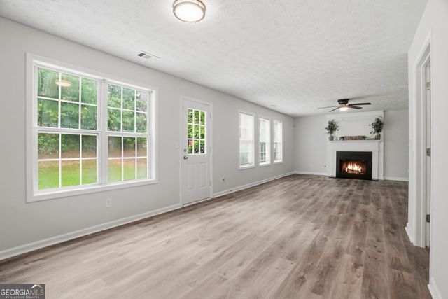 5740 Grove Place Crossing, Lilburn, GA 30047