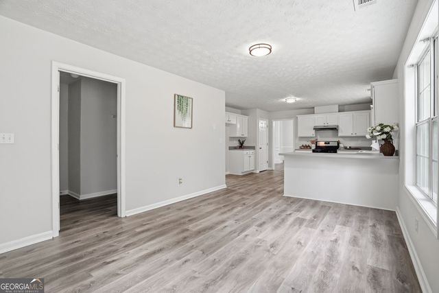 5740 Grove Place Crossing, Lilburn, GA 30047