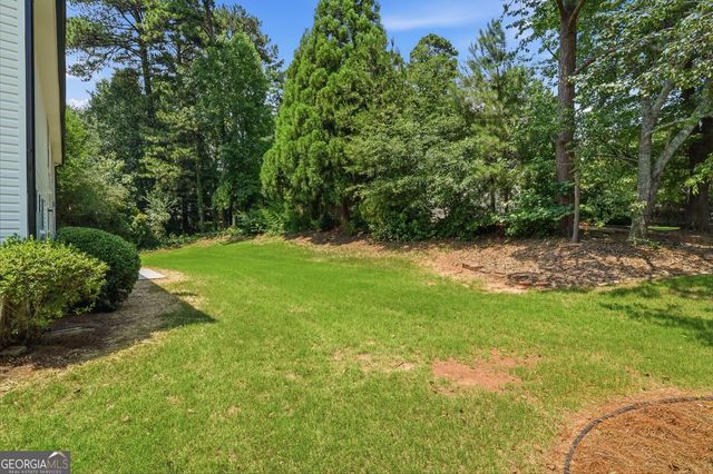 5740 Grove Place Crossing, Lilburn, GA 30047