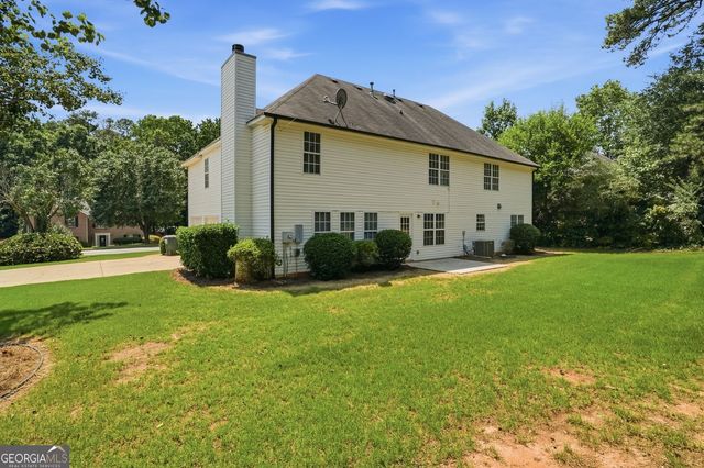 5740 Grove Place Crossing, Lilburn, GA 30047