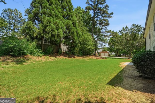 5740 Grove Place Crossing, Lilburn, GA 30047