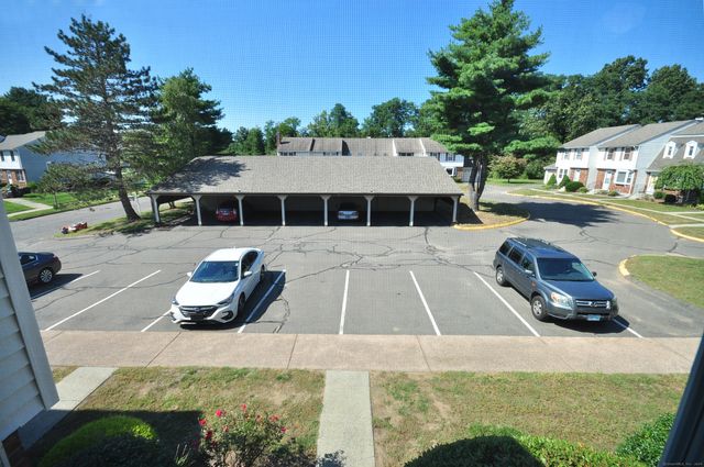 3 Saint Marc Drive P, South Windsor, CT 06074