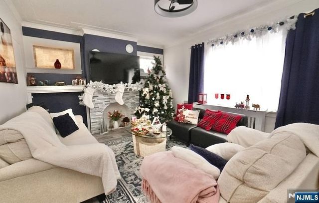 99 Grafton Avenue, Newark, NJ 07104