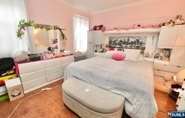 99 Grafton Avenue, Newark, NJ 07104