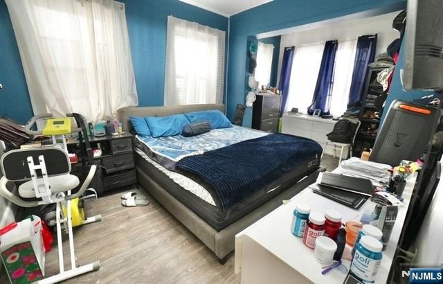 99 Grafton Avenue, Newark, NJ 07104