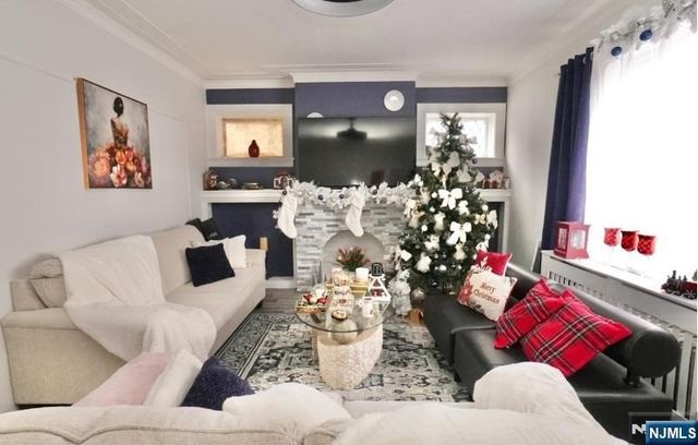 99 Grafton Avenue, Newark, NJ 07104