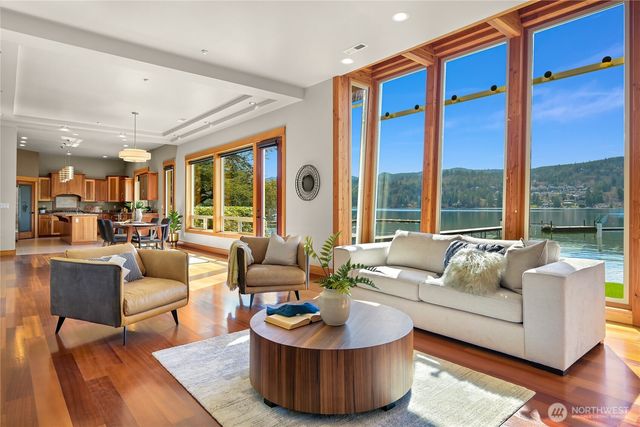 2076 Dellesta Drive, Bellingham, WA 98226