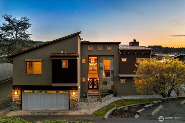 2076 Dellesta Drive, Bellingham, WA 98226