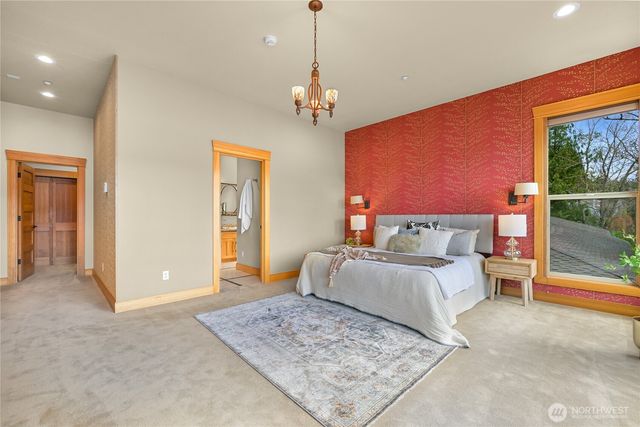 2076 Dellesta Drive, Bellingham, WA 98226