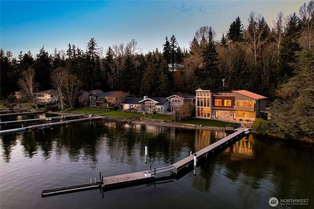 2076 Dellesta Drive, Bellingham, WA 98226