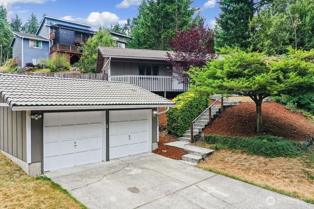 9205 Morning Side Drive NW, Silverdale, WA 98383