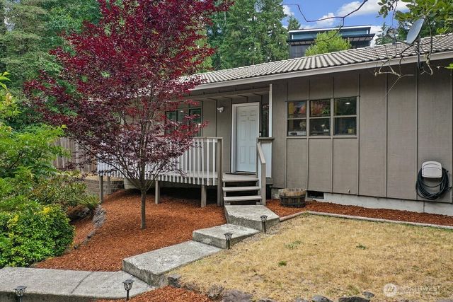 9205 Morning Side Drive NW, Silverdale, WA 98383