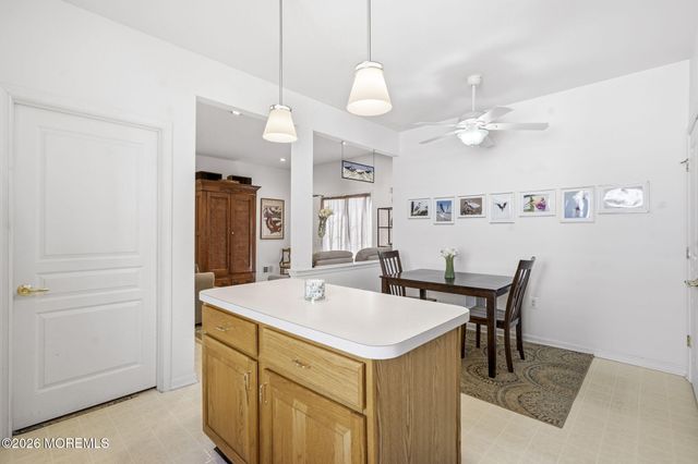 442 Bluebird Drive 442, Monroe, NJ 08831