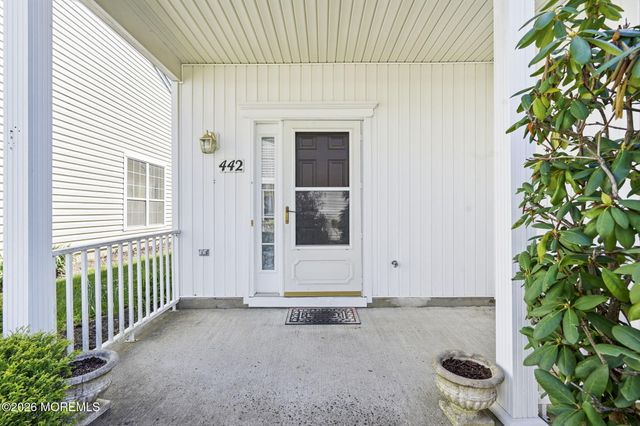 442 Bluebird Drive 442, Monroe, NJ 08831