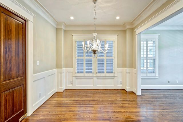 1525 Oxford Street, Houston, TX 77008