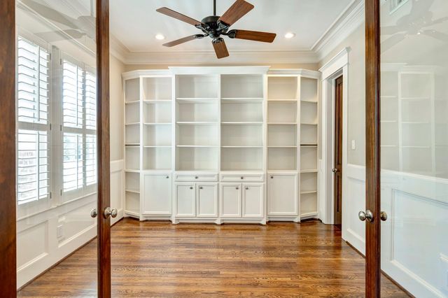 1525 Oxford Street, Houston, TX 77008