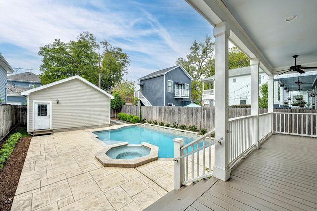 1525 Oxford Street, Houston, TX 77008