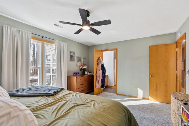 9902 Spur Creek Court, Fort Wayne, IN 46825