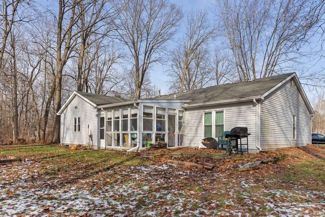 9902 Spur Creek Court, Fort Wayne, IN 46825