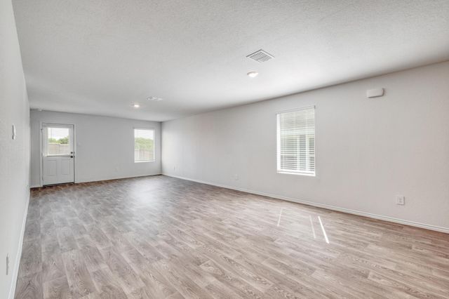 346 Bull Lake CIR, Buda, TX 78610