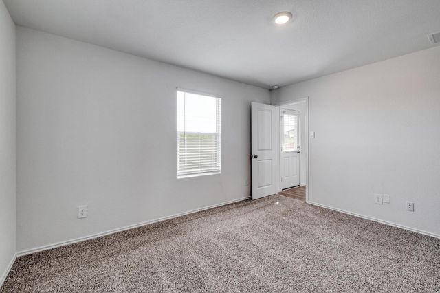 346 Bull Lake CIR, Buda, TX 78610