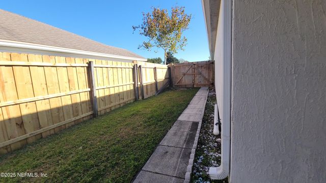 11119 TIVERTON Court, Jacksonville, FL 32246