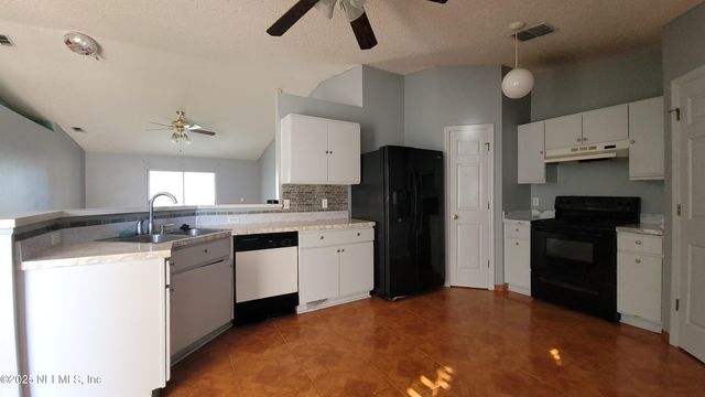 11119 TIVERTON Court, Jacksonville, FL 32246