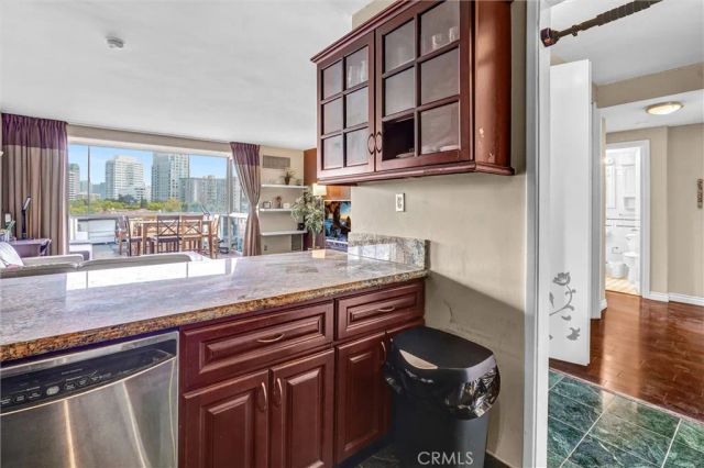 969 Hilgard Avenue 706, Los Angeles, CA 90024