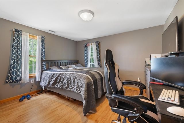 35 Burnap St., Auburn, MA 01501