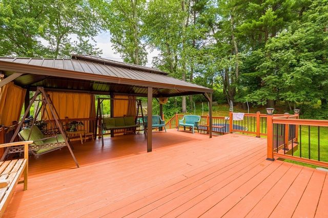 35 Burnap St., Auburn, MA 01501