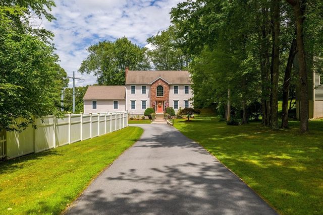 35 Burnap St., Auburn, MA 01501