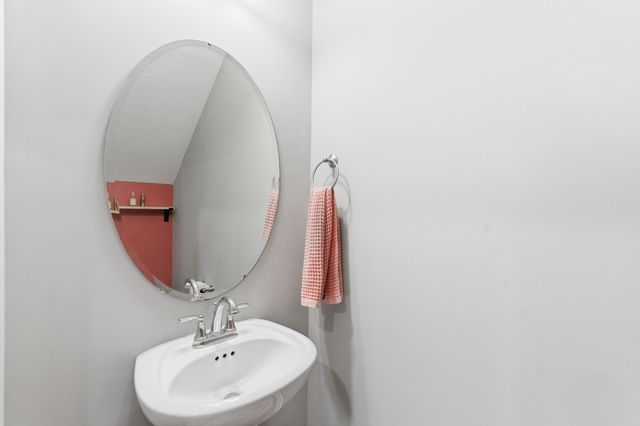 809 Bradburn Village Way, Antioch, TN 37013