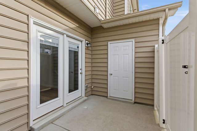 809 Bradburn Village Way, Antioch, TN 37013