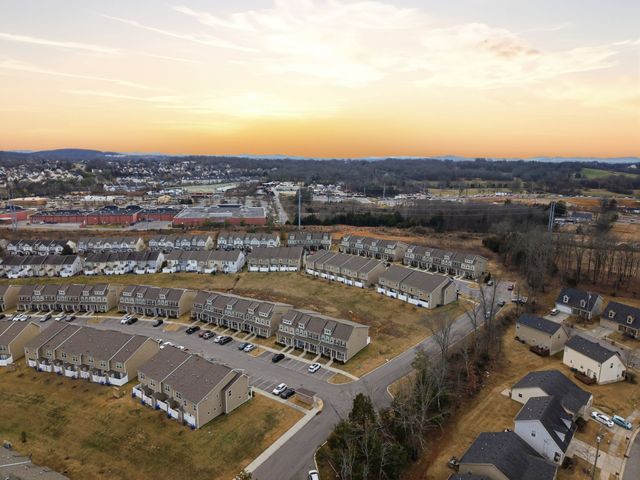 809 Bradburn Village Way, Antioch, TN 37013