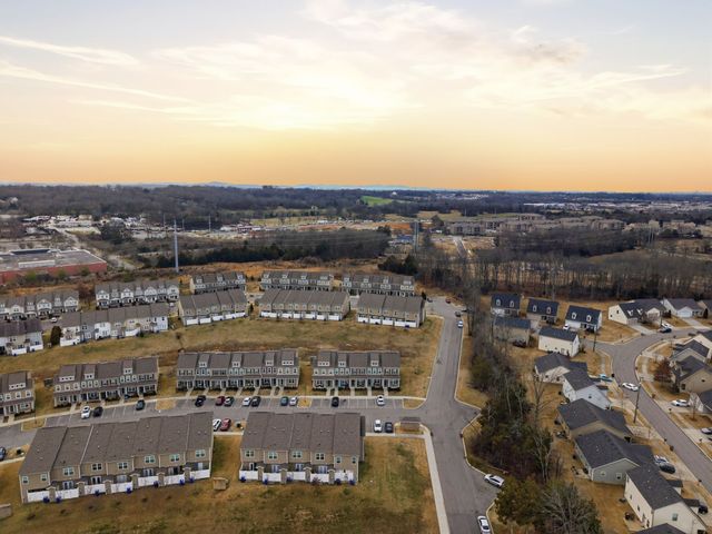 809 Bradburn Village Way, Antioch, TN 37013