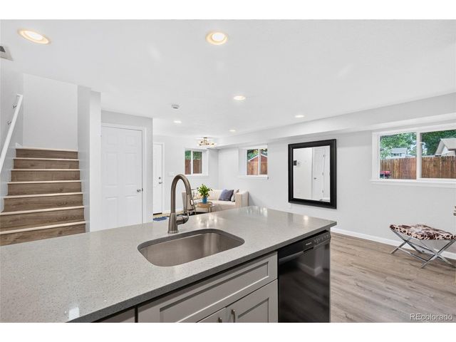 1473 S Dudley St, Lakewood, CO 80232