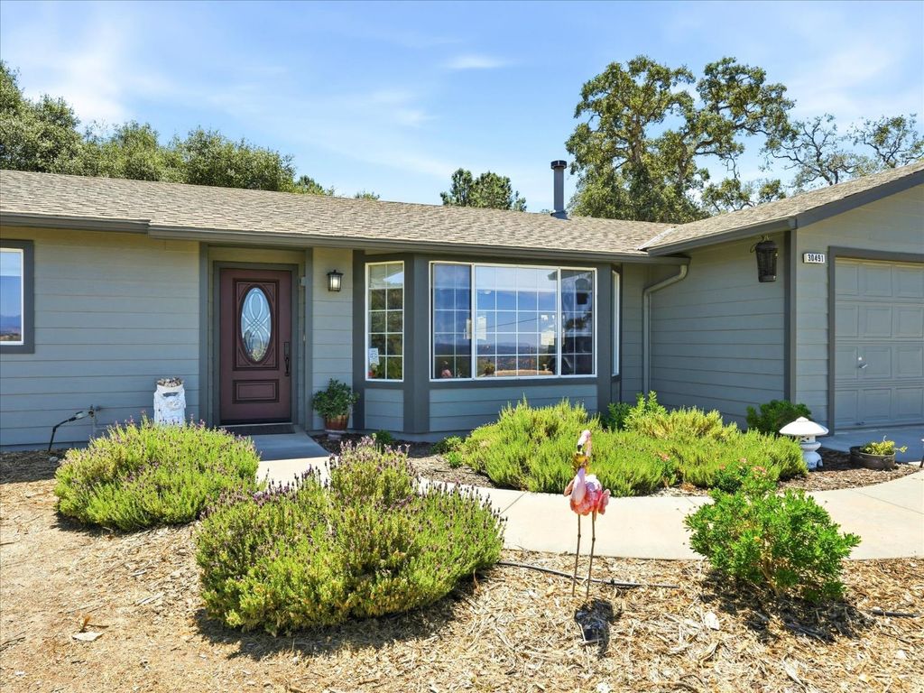 Image 1 of property listing at 30491 Sentinel Drive, Coarsegold, CA 93614
