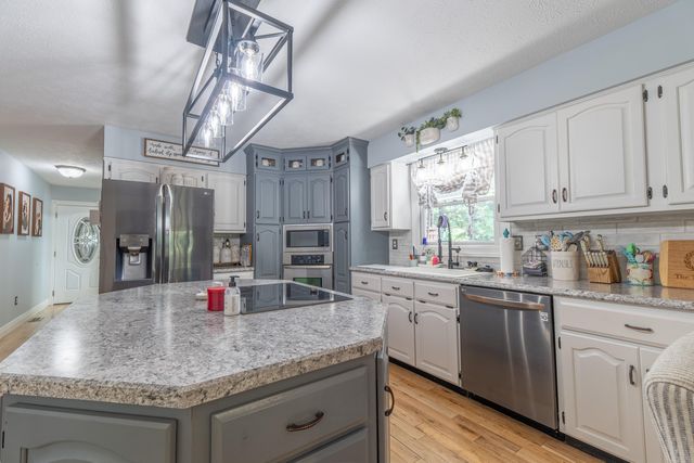 2003 Merlin Avenue, Somerset, KY 42503