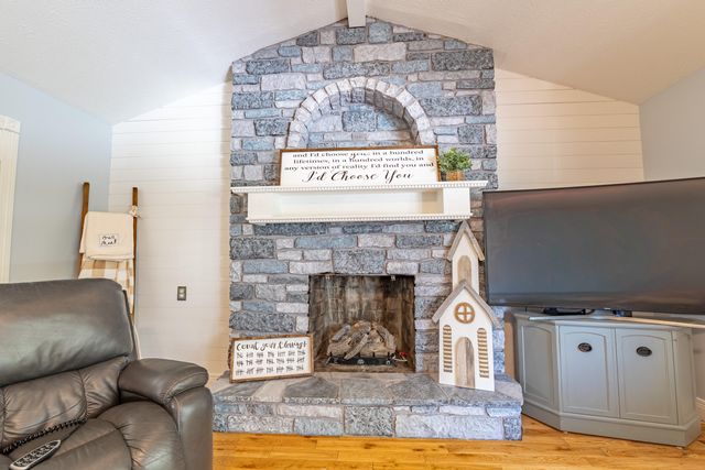 2003 Merlin Avenue, Somerset, KY 42503