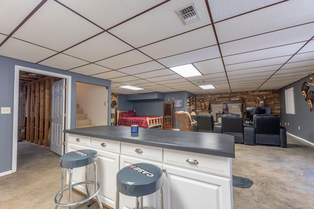 2003 Merlin Avenue, Somerset, KY 42503