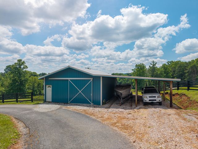 2003 Merlin Avenue, Somerset, KY 42503